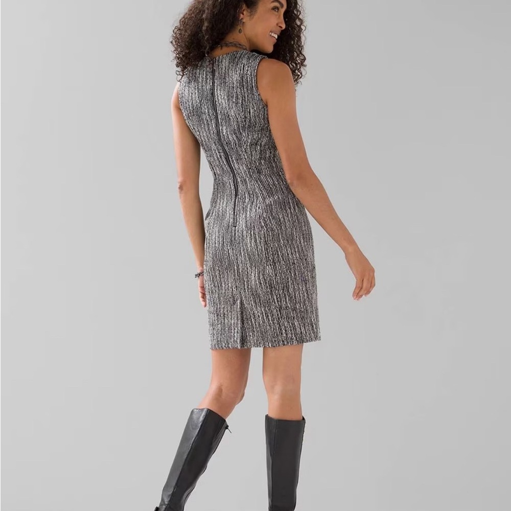 NWT Sleeveless Boucle Sheath Dress Size 10 White House Black Market